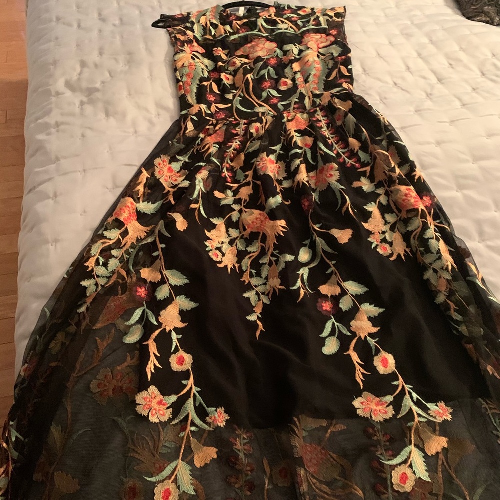 Embroider below the knee cocktail dress